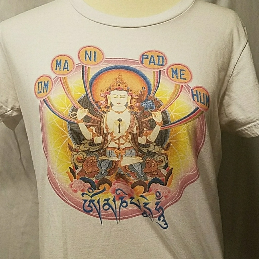 Vintage Mantra Yoga tee OM MANI PADME HUM